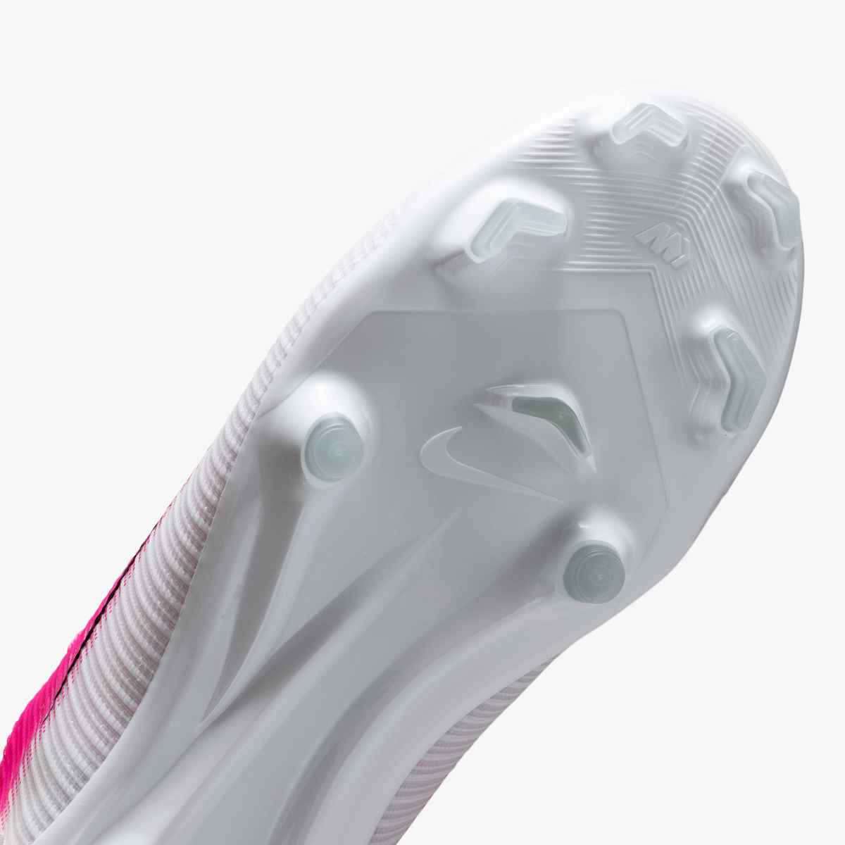 Nike Jr. Mercurial Vapor 17 Academy Big Kids' Multi-Ground Low-Top Soccer Cleats