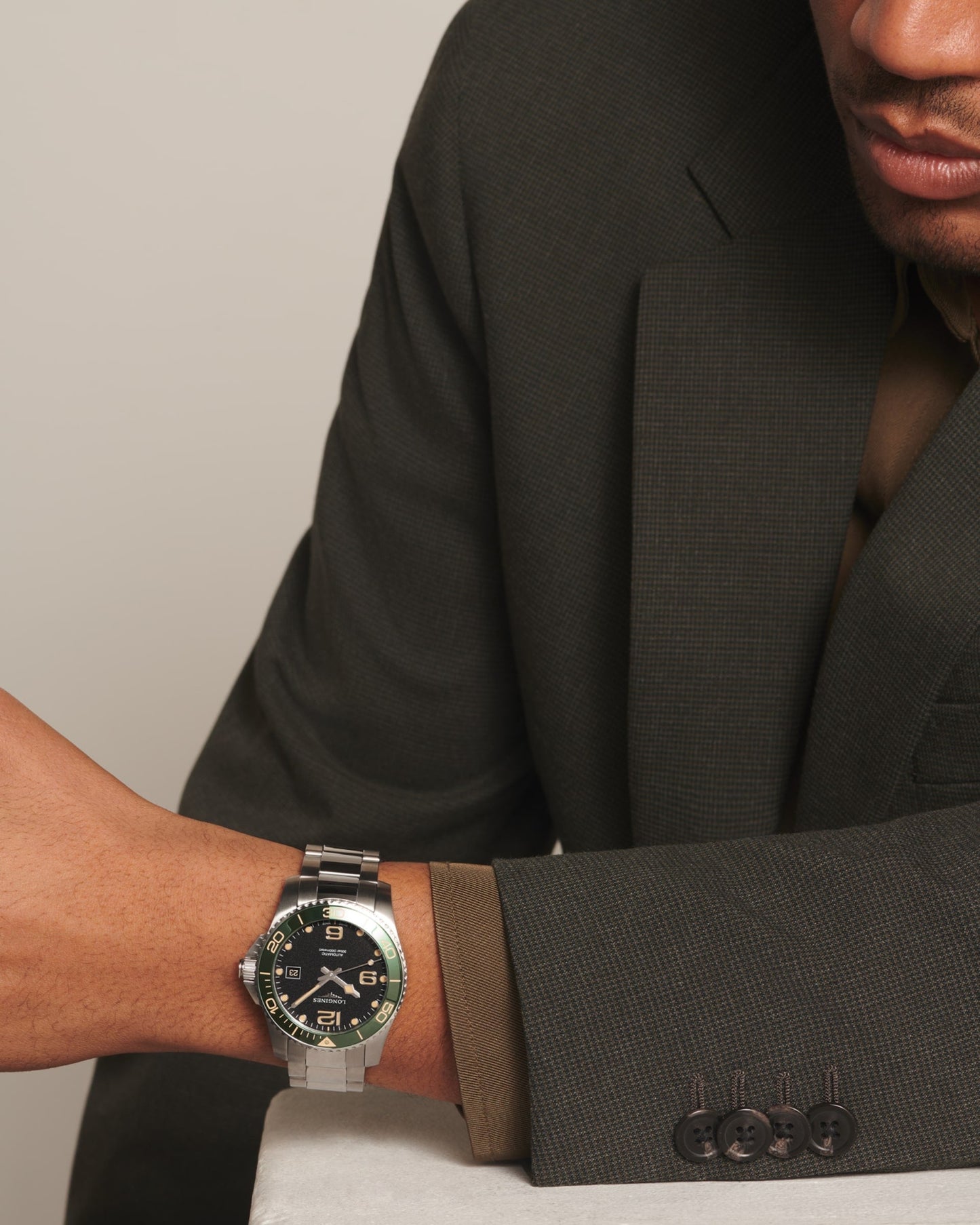 HYDROCONQUEST 41 MM Black with Green Bezel