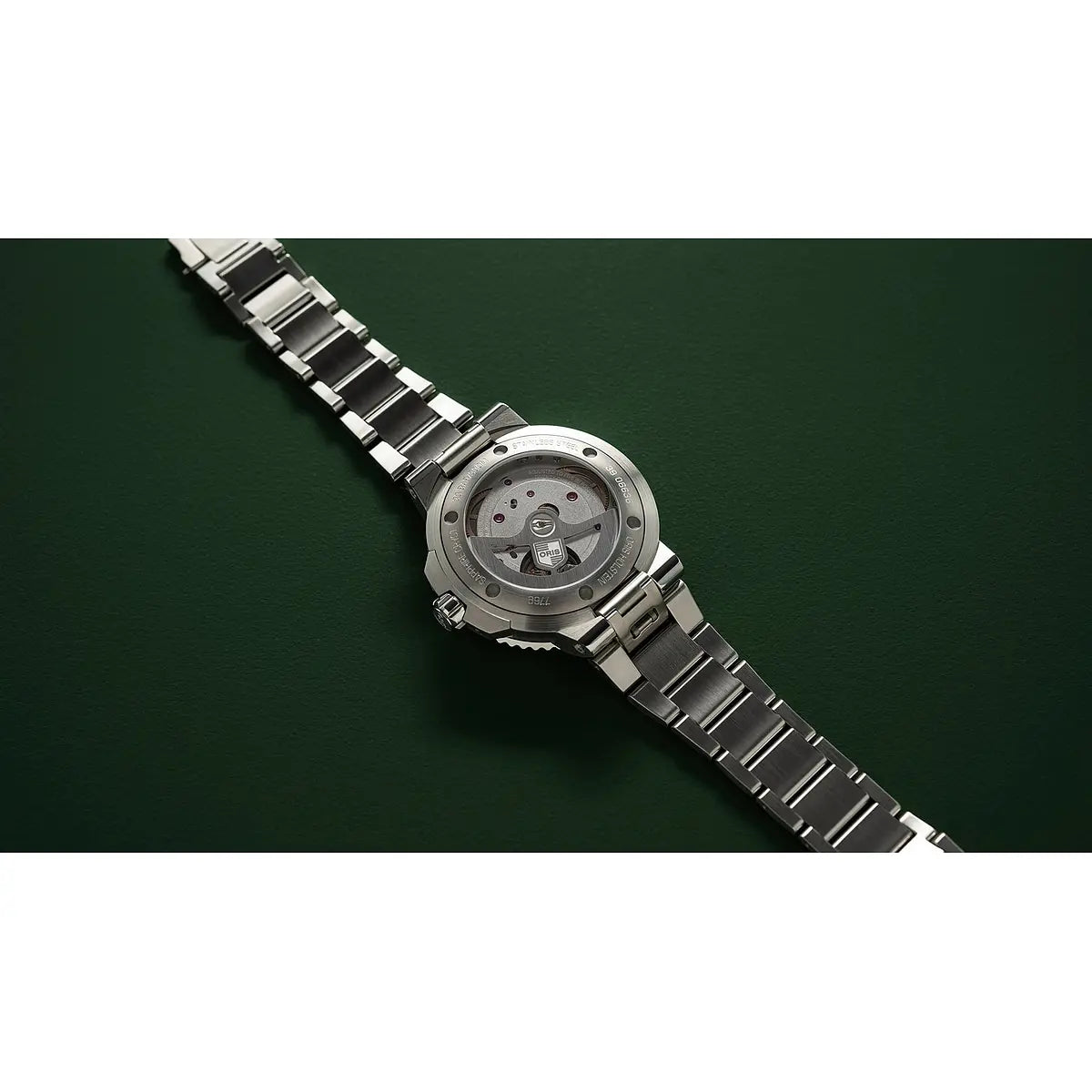 Oris Aquis Date Verde 01 400 7769 4157-07 8 22 09Peb