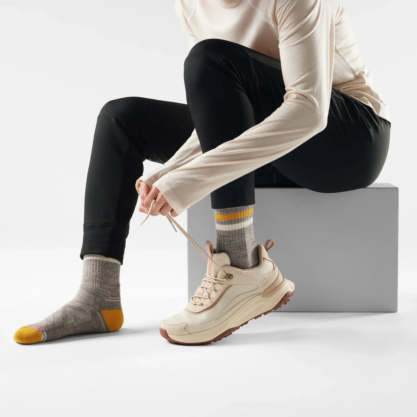 Smartwool - Women's Hike Light Cushion Tube Stripe Crew Socks - Taupe Natural Marl
