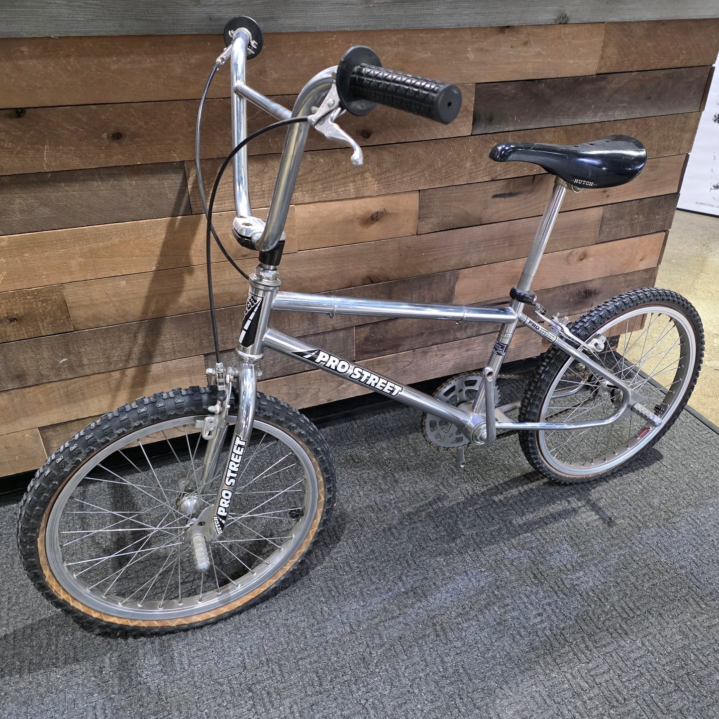 Hutch Pro Street Bike