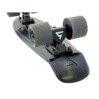 Swell Black Sand Cruiser Complete 22" - Black