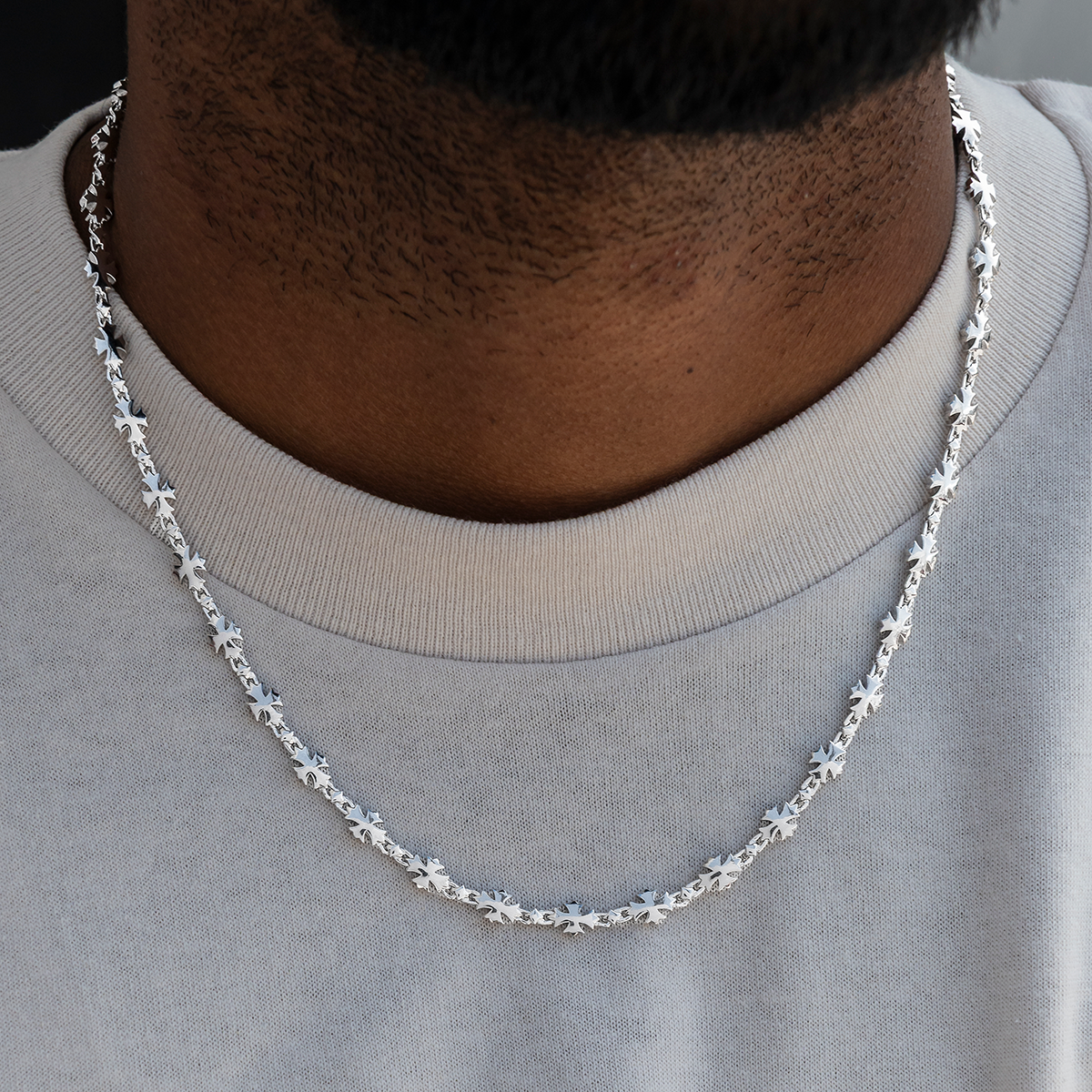 Flared Cross Chain in White Gold- 5mm