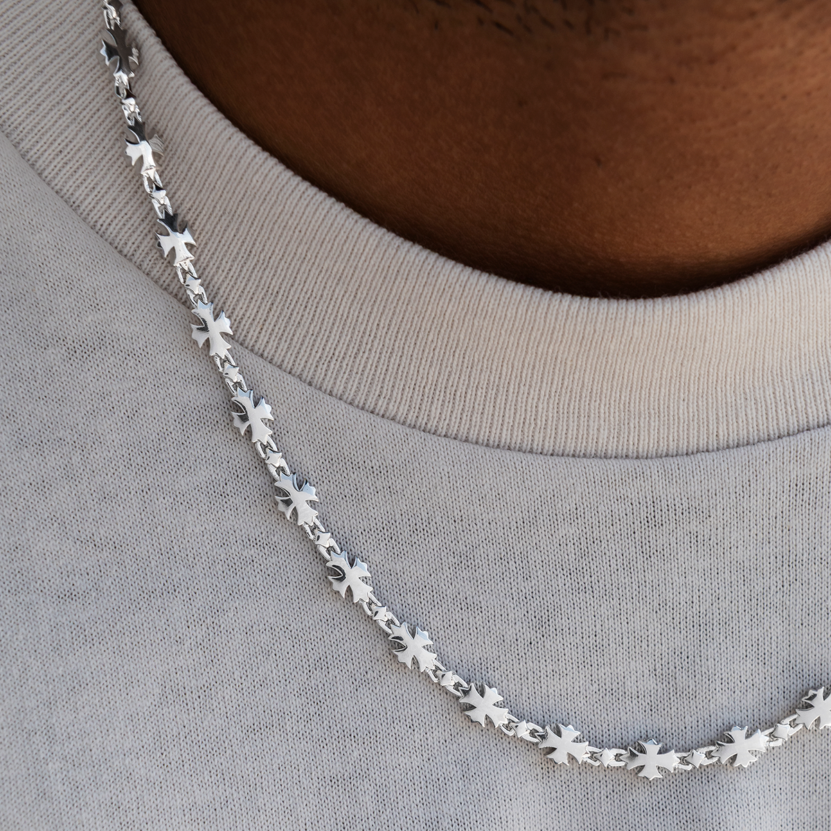 Flared Cross Chain in White Gold- 5mm