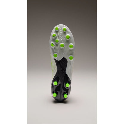 New Balance Adult Tekela WOMEN'S Elite Low Laced Mid Ground V5 Soccer Cleats