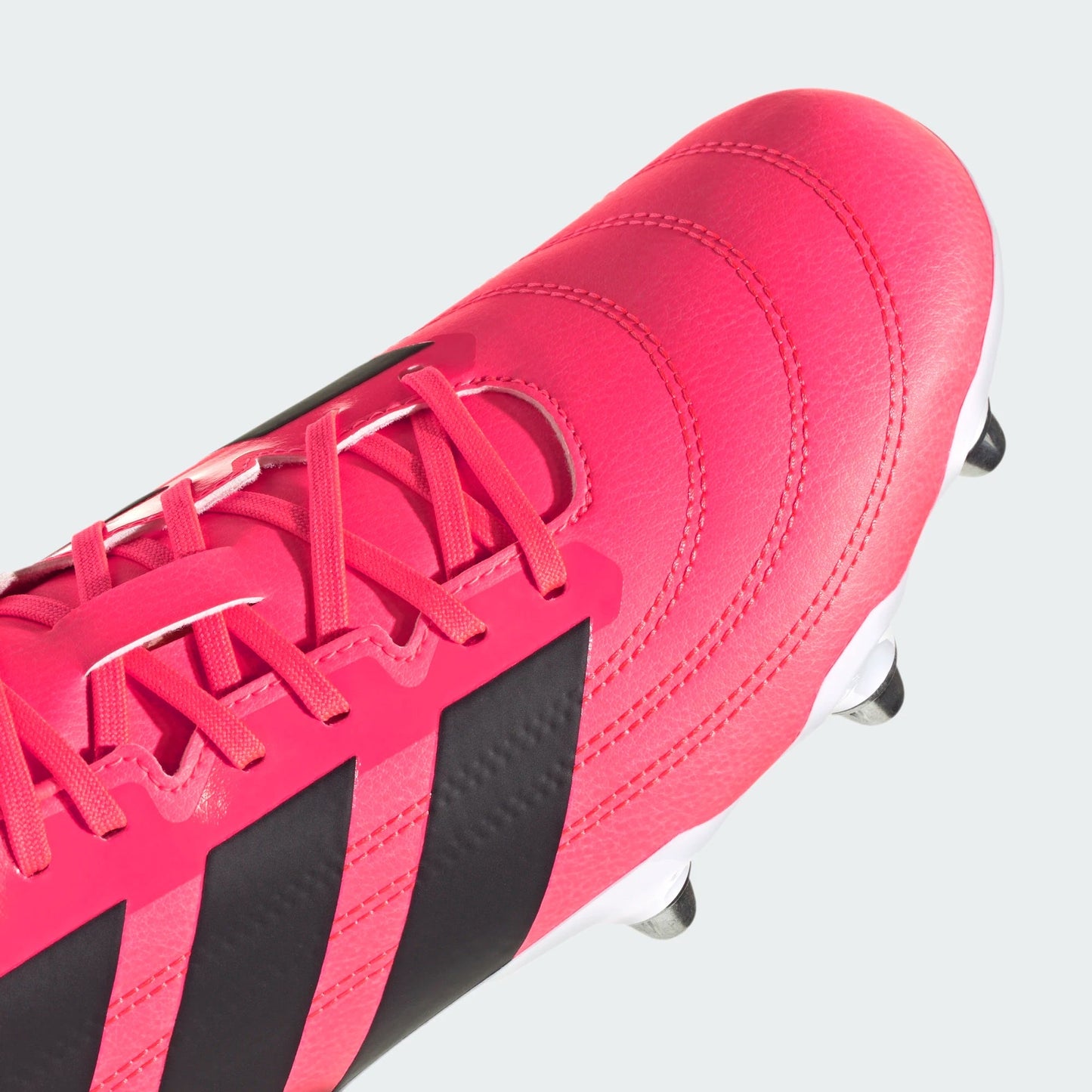 adidas Adult Kakari Soft Ground Soccer Cleats