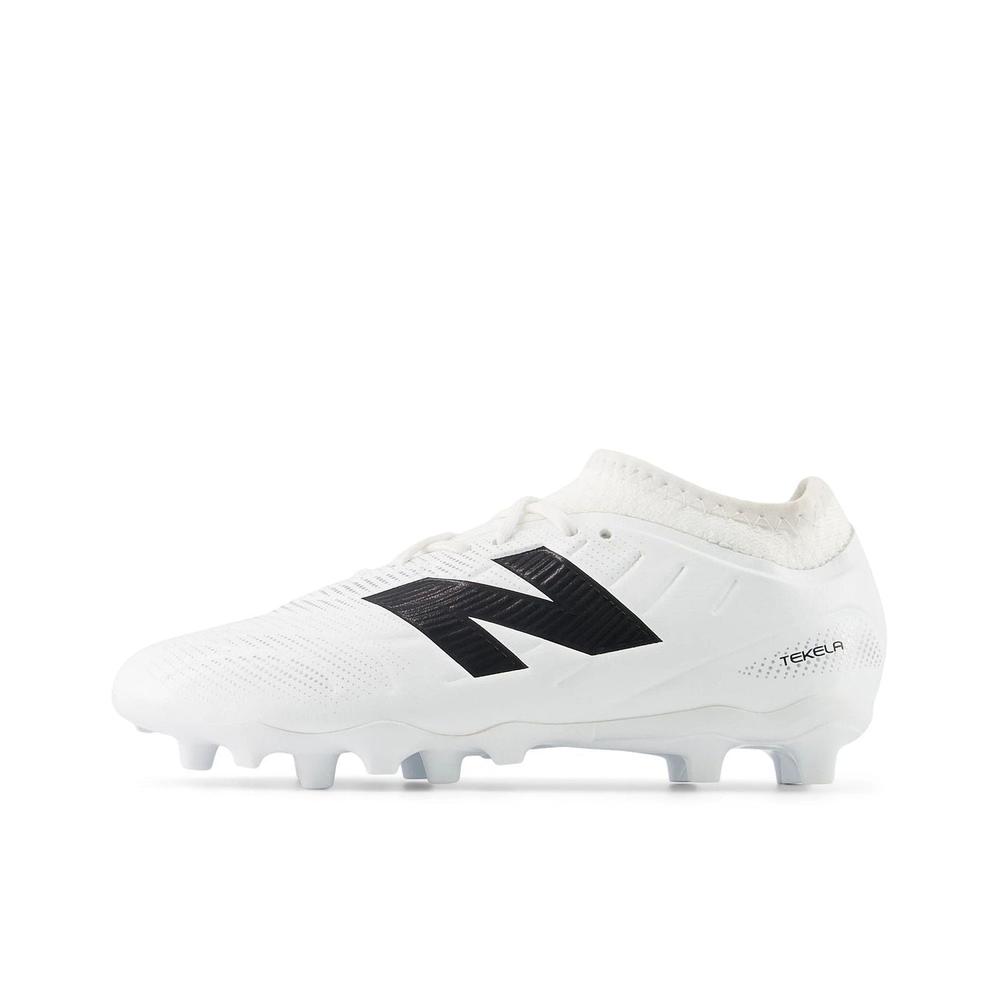 New Balance Youth Tekela Team Low Laced FG V5 Soccer Cleat