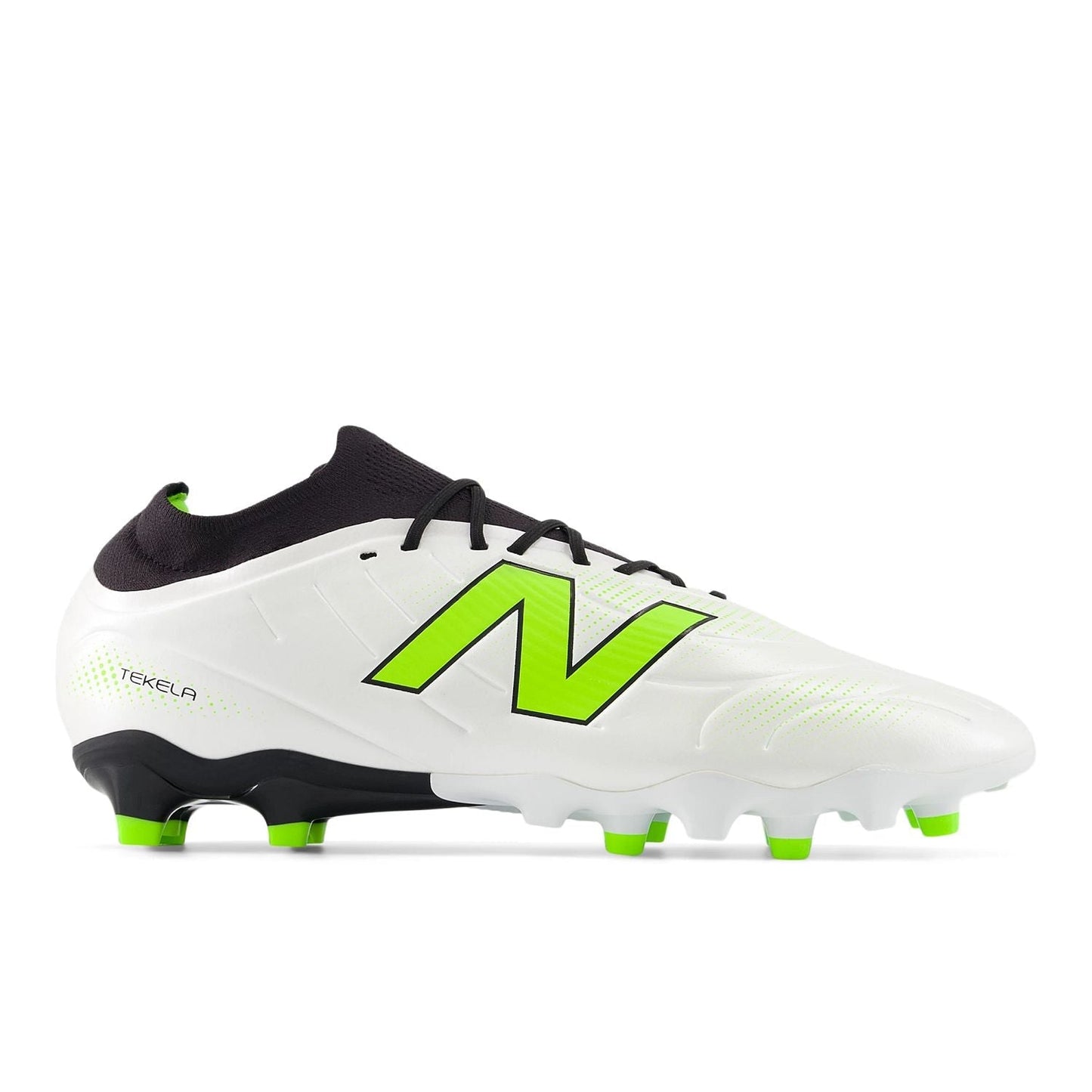 New Balance Men's Tekela Team Low Laced FG V5 Soccer Cleat