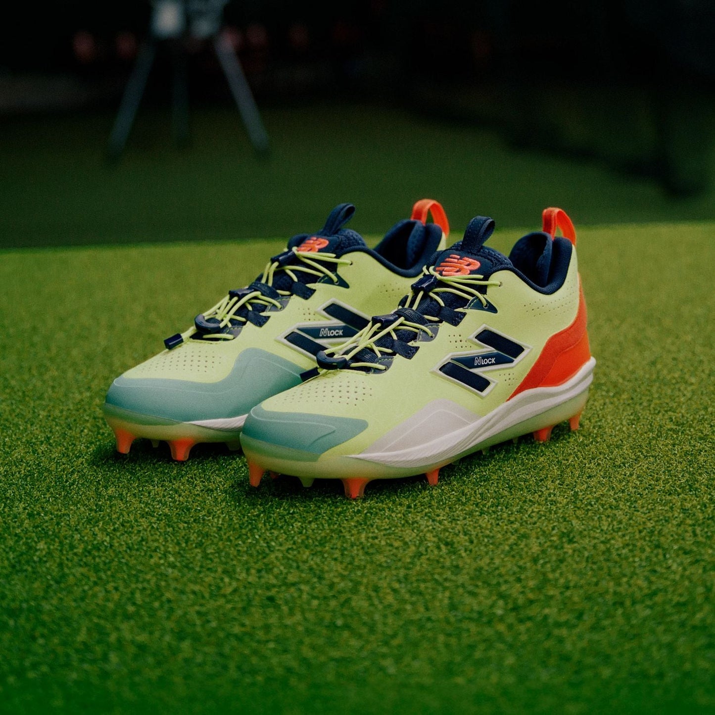 New Balance Men's Fuelcell Lindor 3 Comp Baseball Cleats