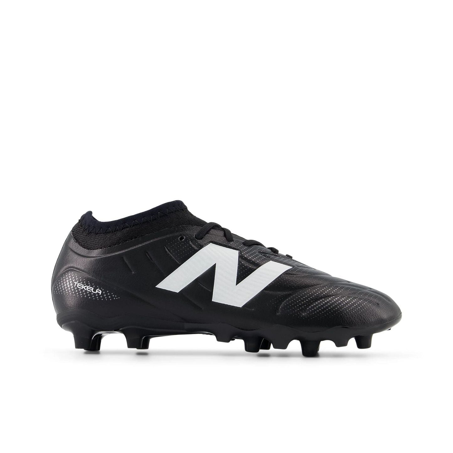 New Balance Youth Tekela Team Low Laced FG V5 Soccer Cleat