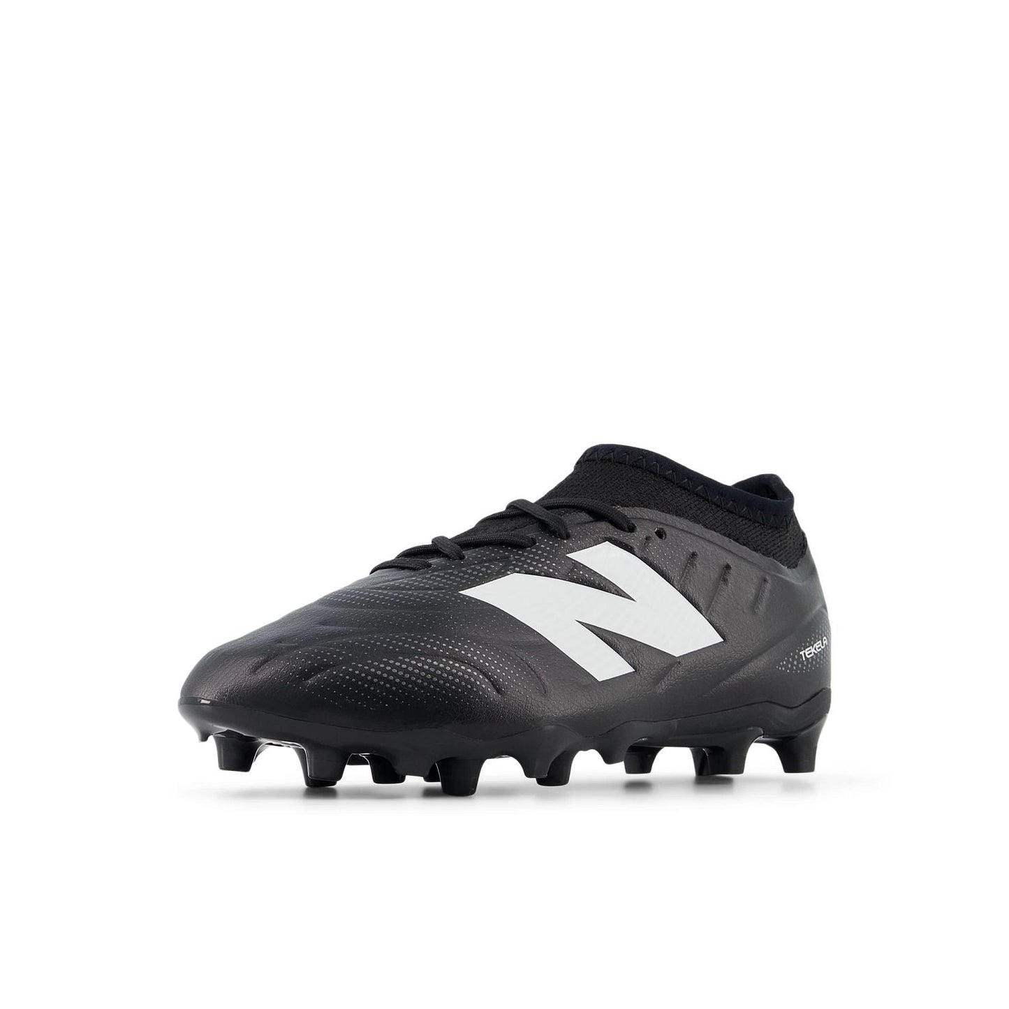 New Balance Youth Tekela Team Low Laced FG V5 Soccer Cleat