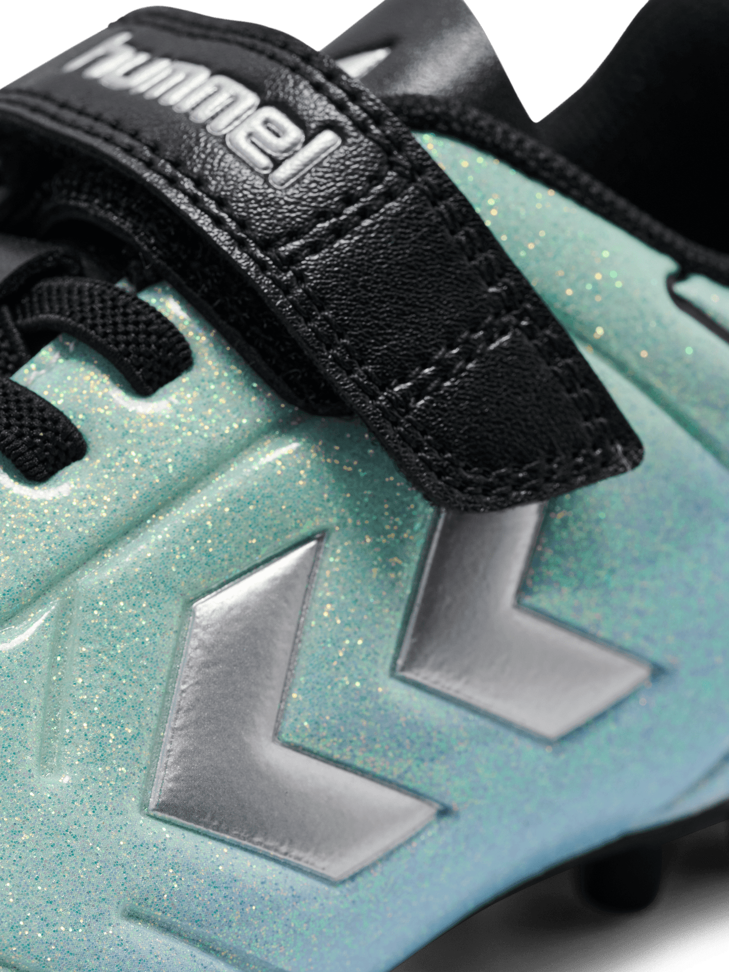 hummel Youth Top Star Mid Ground Velcro 2.0 Cleats
