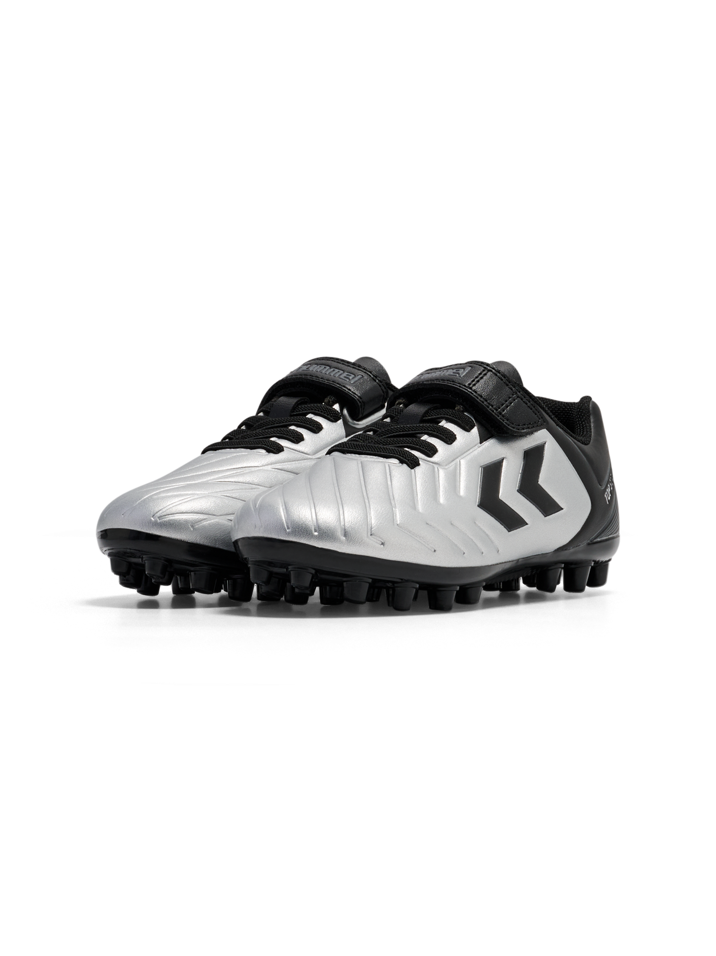 hummel Youth Top Star Mid Ground Velcro 2.0 Cleats