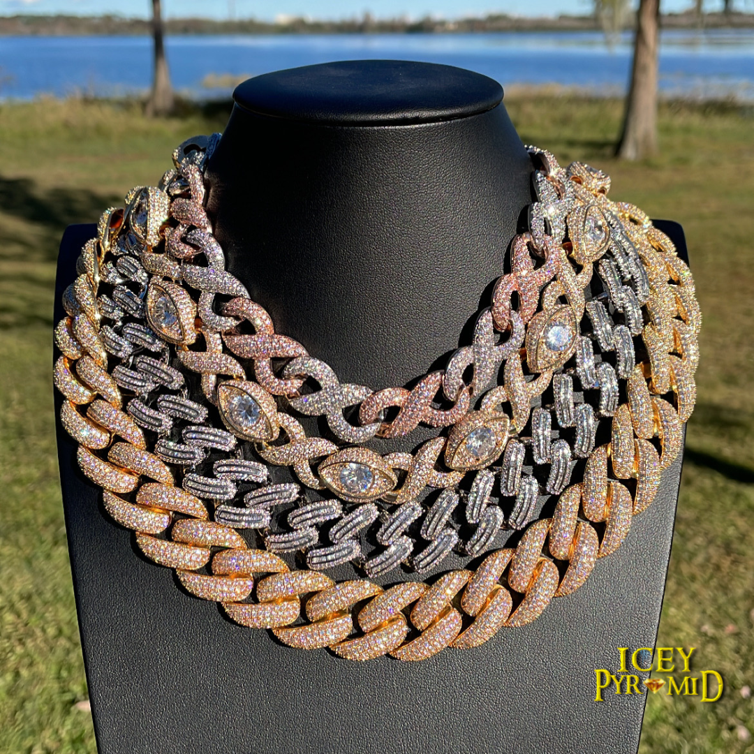 20MM Diamond Eyes Infinity Linked Iced Out Diamond Necklace Chain