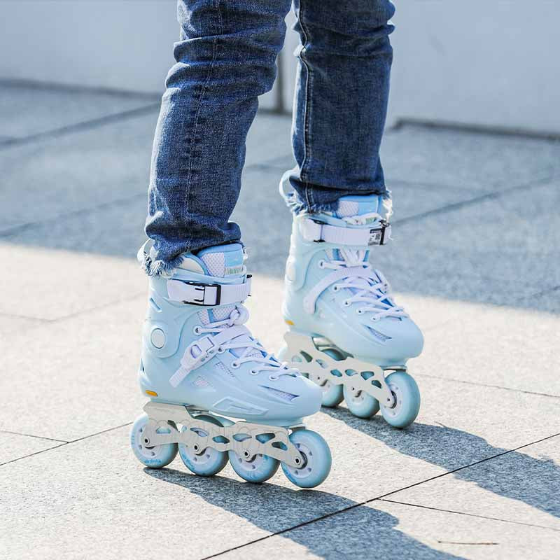 Flying Eagle FBS+ Avian Blue Skates