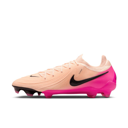 Nike Phantom GX 2 Pro FG Low-Top Soccer Cleats