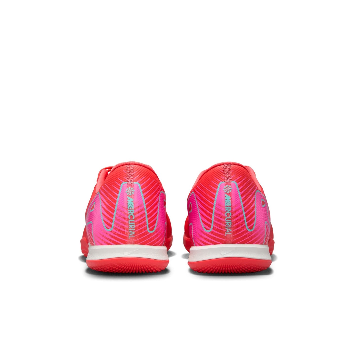 Nike Mercurial Vapor 16 Academy IC Low-Top Soccer Shoes