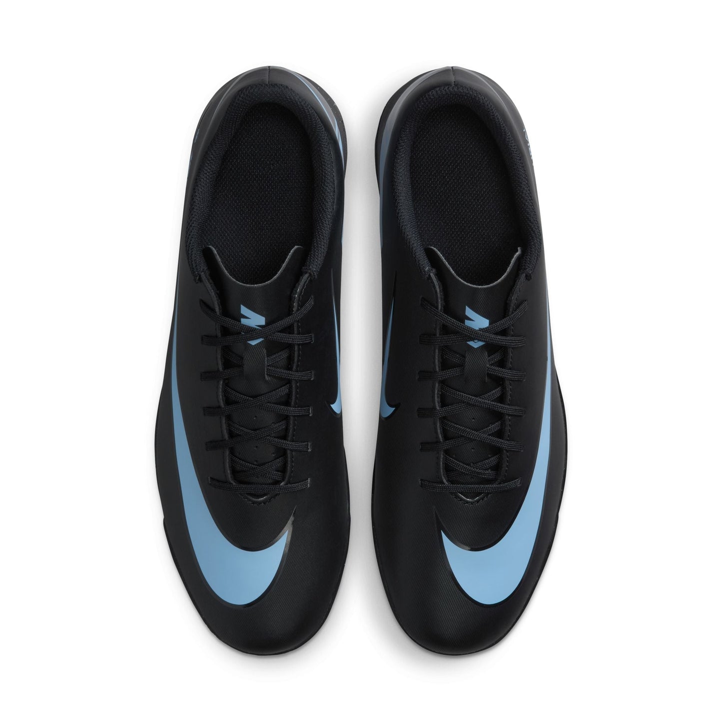 Nike Mercurial Vapor 16 Club Turf Low-Top Soccer Shoes