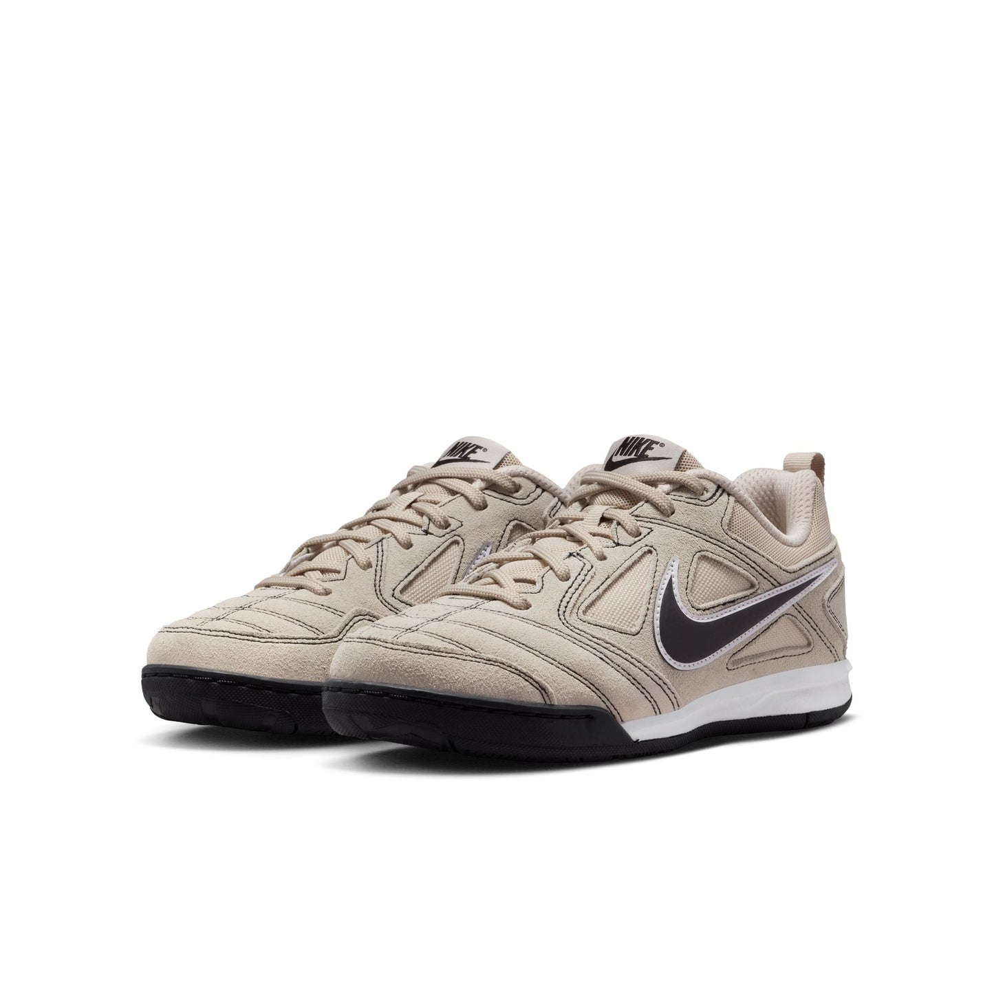 Nike Gato Big Kids' Indoor Soccer Shoes