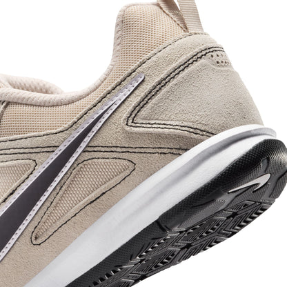 Nike Gato Big Kids' Indoor Soccer Shoes