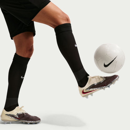 Nike United Phantom 6 Low Elite Firm-Ground Soccer Cleats
