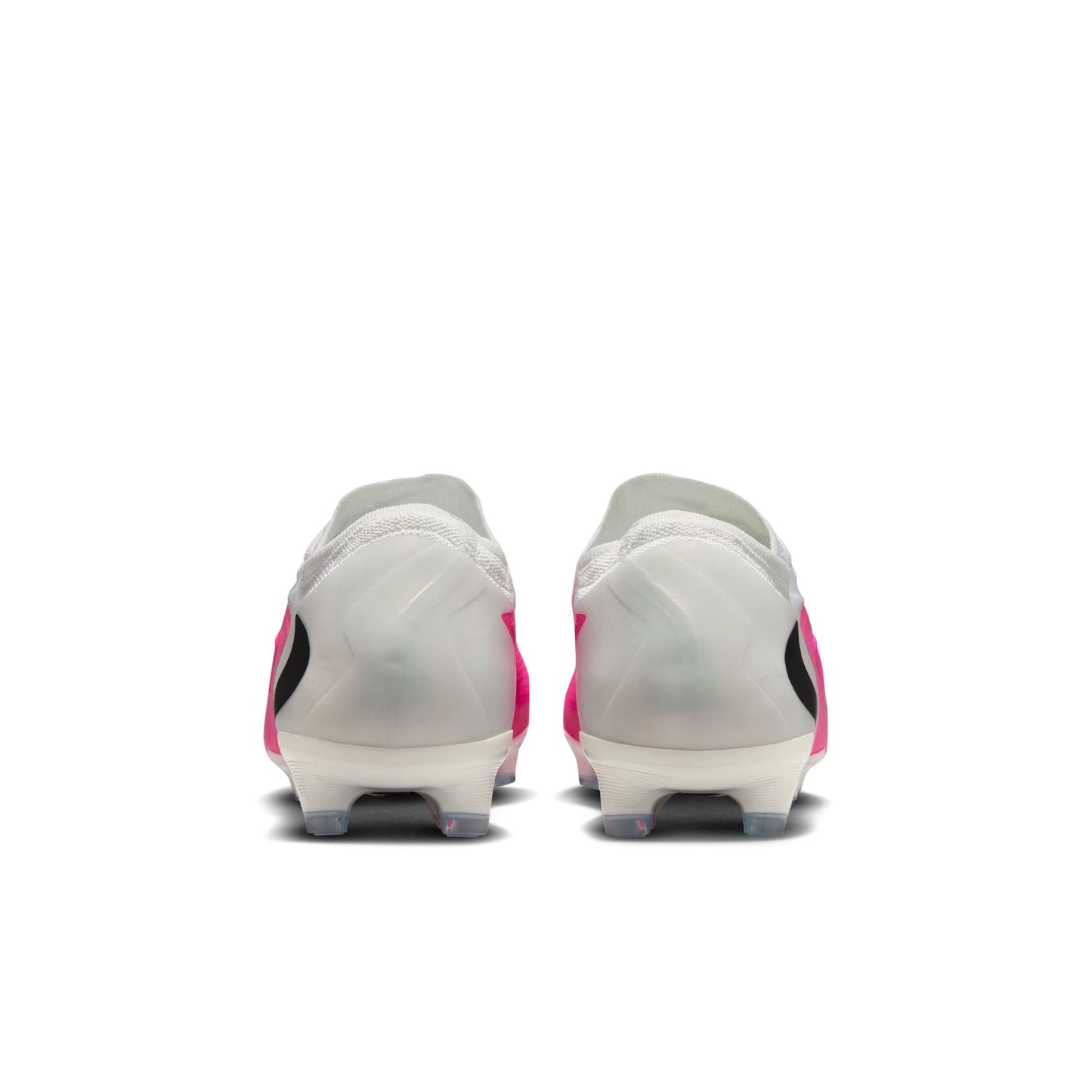 Nike Phantom 6 Low Pro Firm-Ground Soccer Cleats