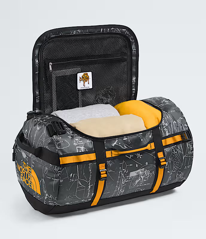 The North Face - Base Camp Duffel S - Anthracite Grey Conrad Topo Print/Summit Gold