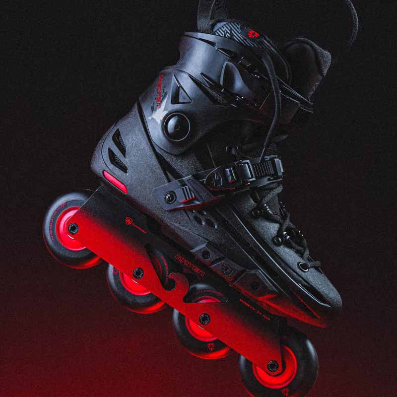 Flying Eagle F4 Raven Black Fire Skates