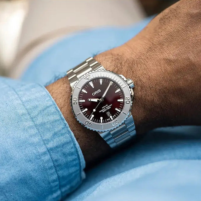 Oris Aquis Date Relief Rosso 01 733 7730 4158-07 8 24 05Peb