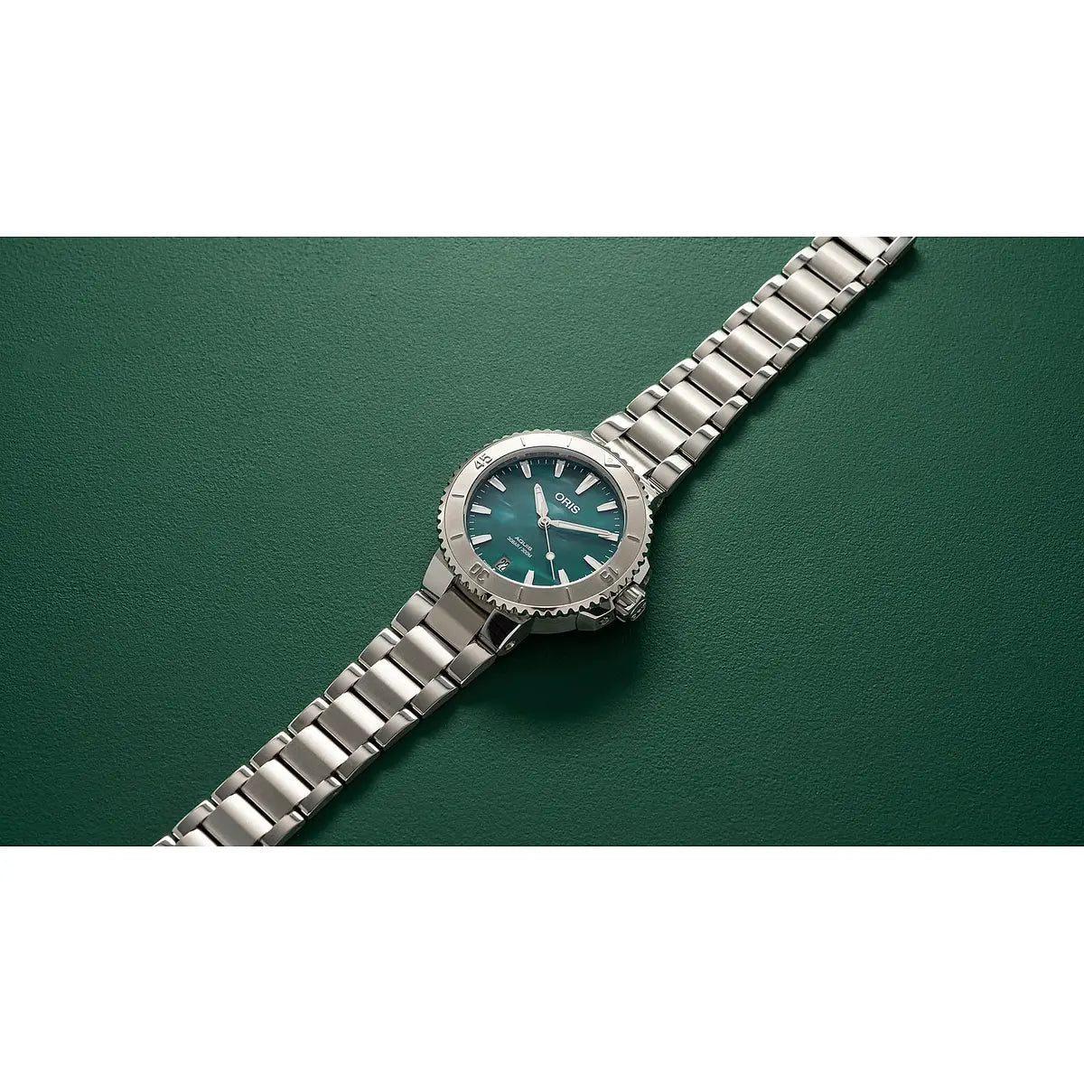 Oris Aquis Date X Bracenet Verde 01 733 7770 4137-07 8 18 05P