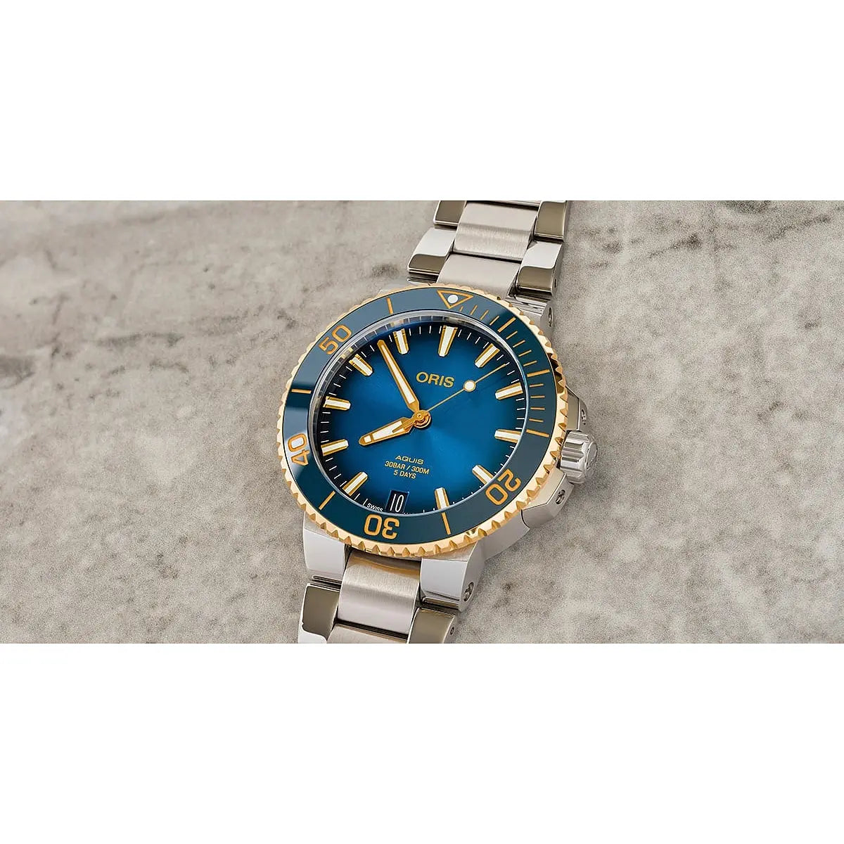 Oris Aquis Date Blu 01 400 7769 6355-07 8 22 09Peb