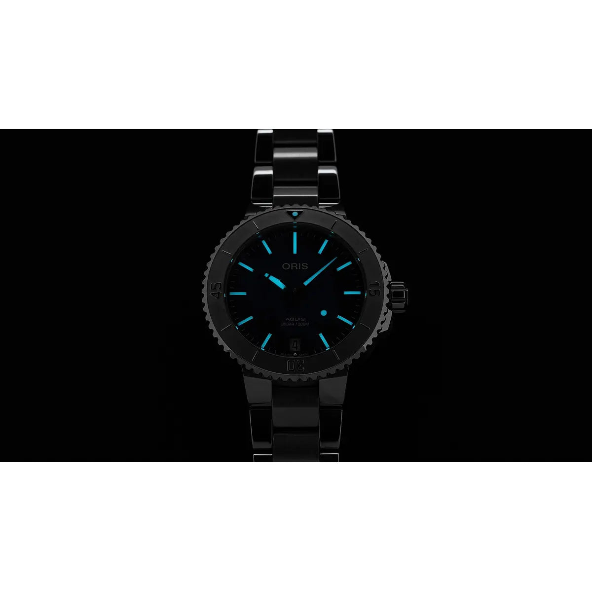 Oris Aquis Date Blu 01 733 7770 4155-07 8 18 05P