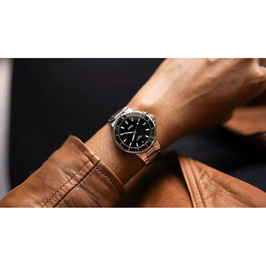 Oris Aquis Date Nero 01 733 7792 4154-07 8 19 05P