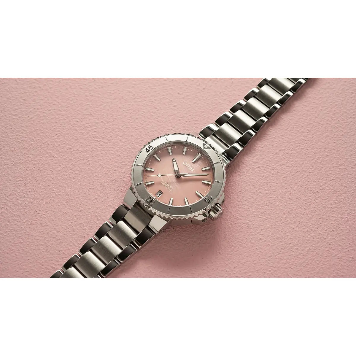 Oris Aquis Date Rosa 01 733 7770 4158-07 8 18 05P