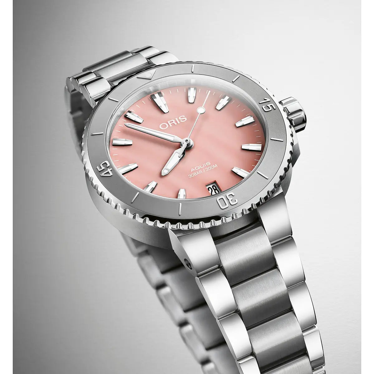Oris Aquis Date Rosa 01 733 7770 4158-07 8 18 05P