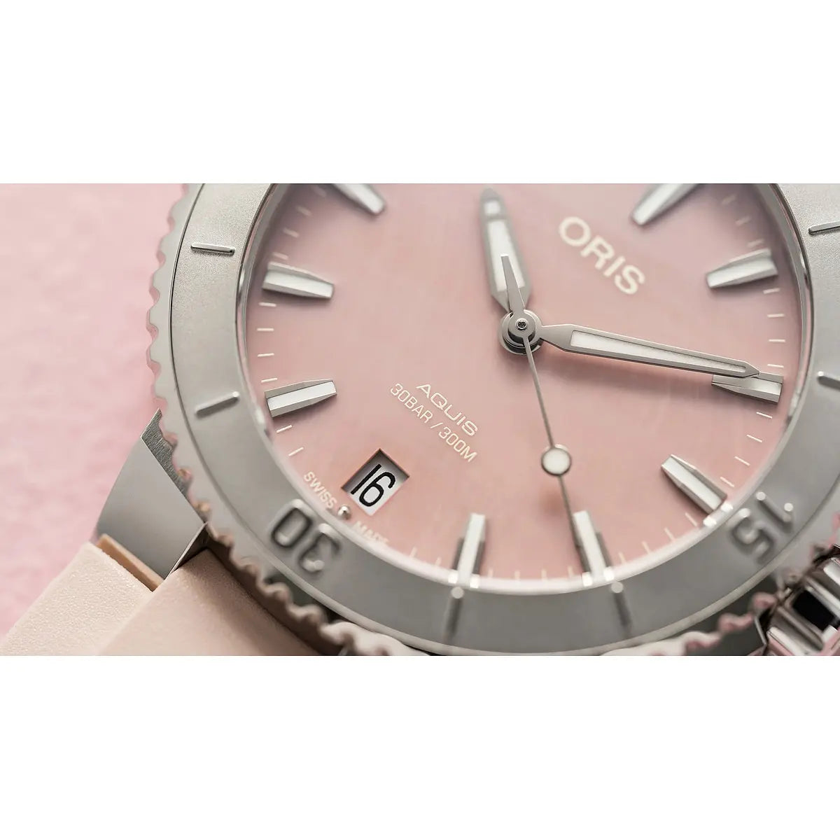 Oris Aquis Date Rosa 01 733 7770 4158-07 4 18 66Fc