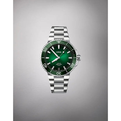 Oris Aquis Date Verde 01 400 7769 4157-07 8 22 09Peb