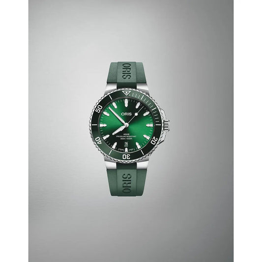 Oris Aquis Date Verde 01 733 7787 4157-07 4 22 37Fc