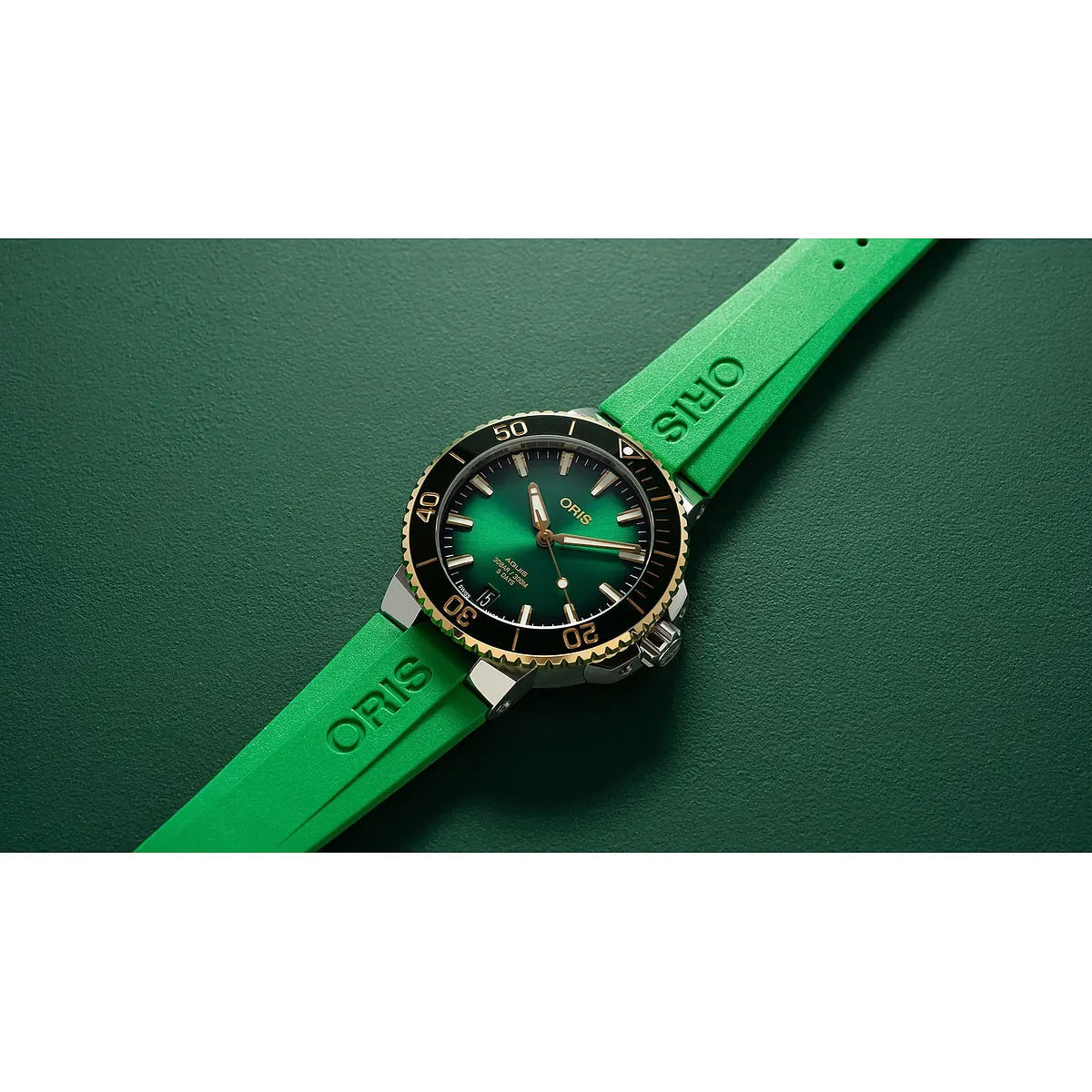 Oris Aquis Date Verde 01 400 7769 6357-07 4 22 77Fc