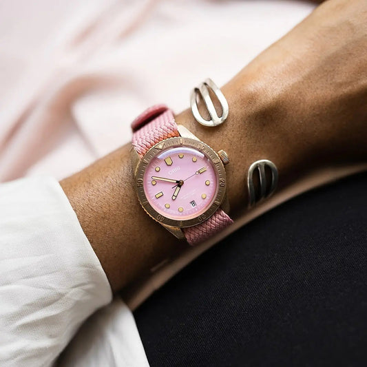 Oris Divers Sixty-Five Cotton Candy Rosa 01 733 7771 3158-07 3 19 04Brs