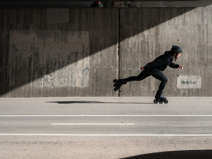 🔥🔥🔥Powerslide Swell Triple Black 110 Trinity Skates