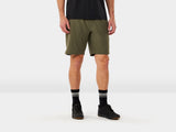 Short Trek Quantum Large Black Olive