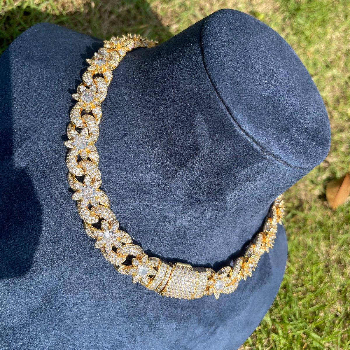 18MM Flower Cuban Iced Out Diamond Necklace Chain