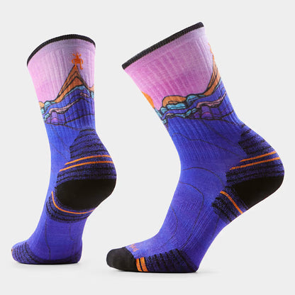 Smartwool - Women’s Hike Targeted Cushion Mountain Sunrise Print Crew Socks - Deep Navy