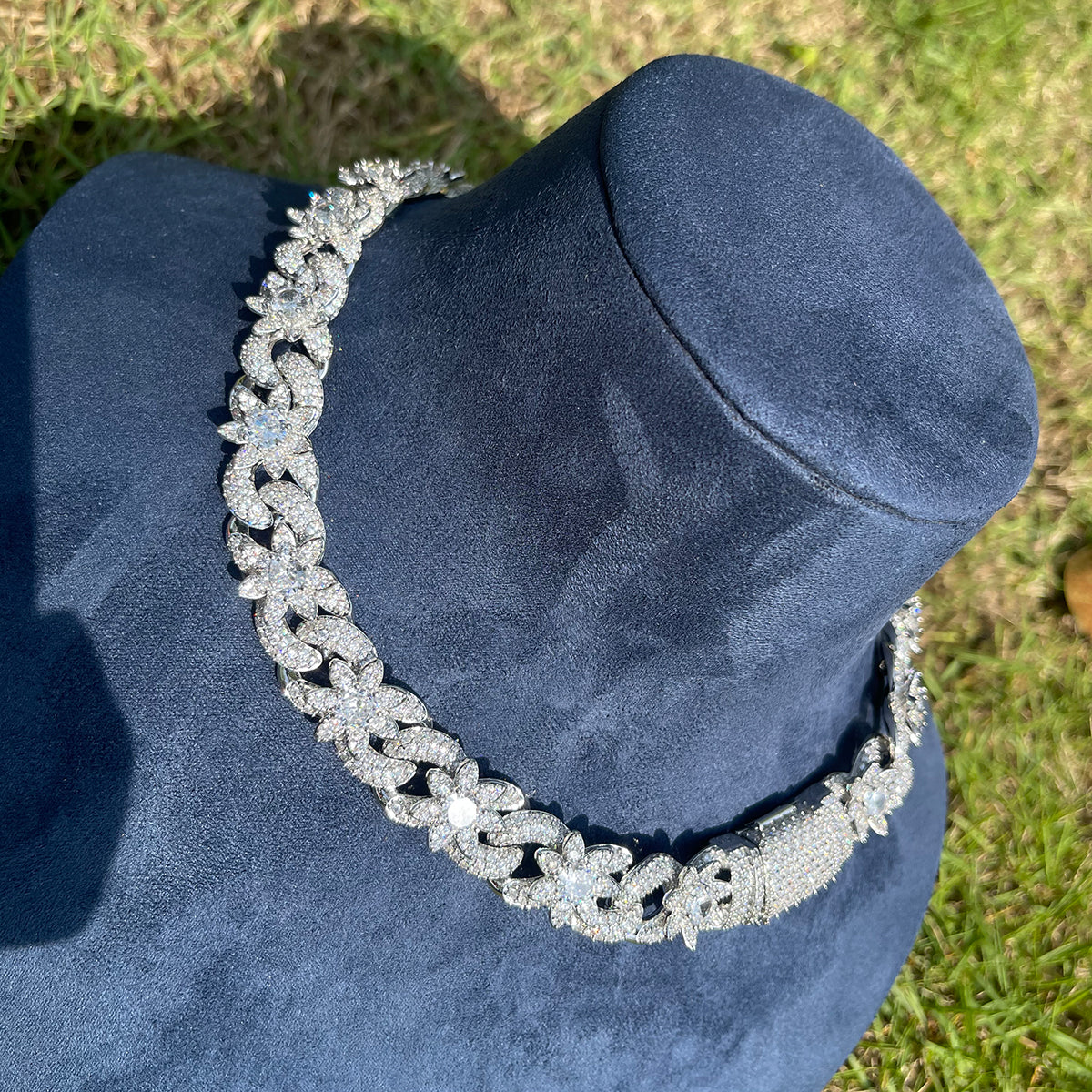 18MM Flower Cuban Iced Out Diamond Necklace Chain