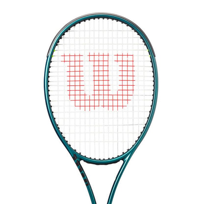 Wilson Blade 98 18x20 v9 Tennis Racquet