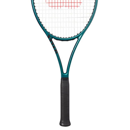 Wilson Blade 98 18x20 v9 Tennis Racquet