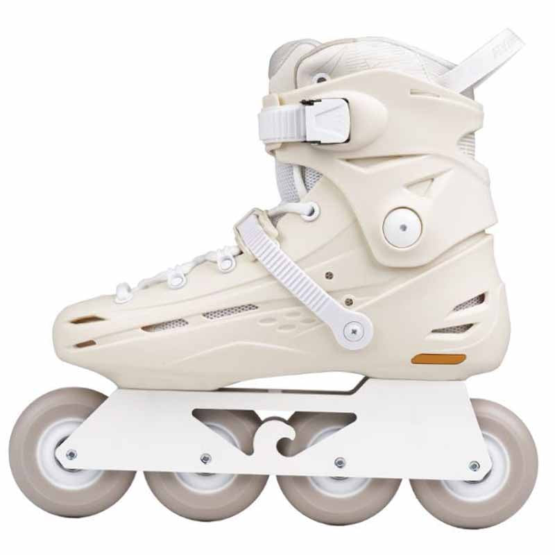 Flying Eagle F4 Raven Sands Skates