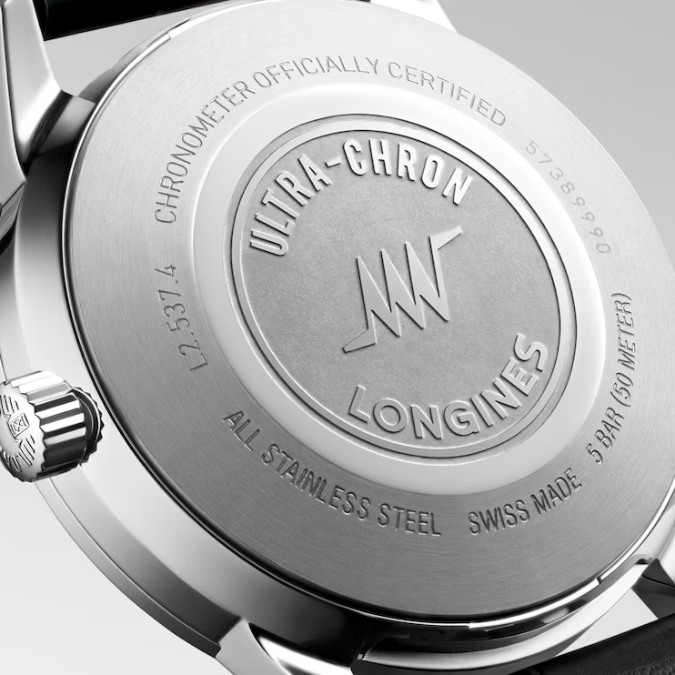 Ultra-Chron Classic 37 mm Sunray Silver in strap